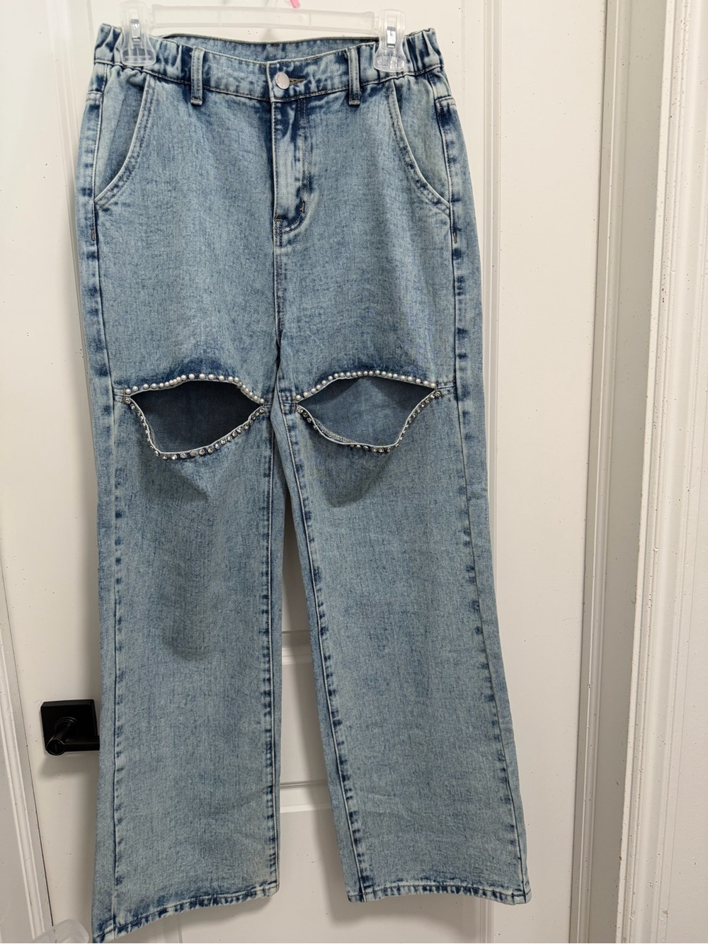 Light Wash Embellished Knee Cut Women’s Jeans